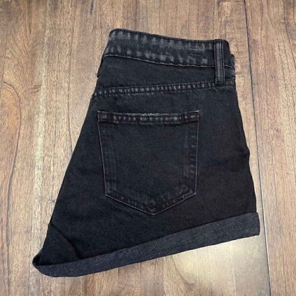 NOBO Exposed Button Fly Jean Shorts - Picture 9 of 10